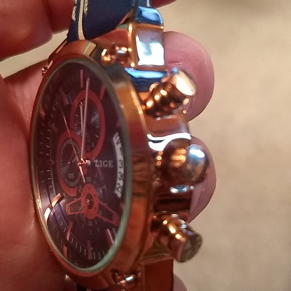 Watch - Picture 3 of 8